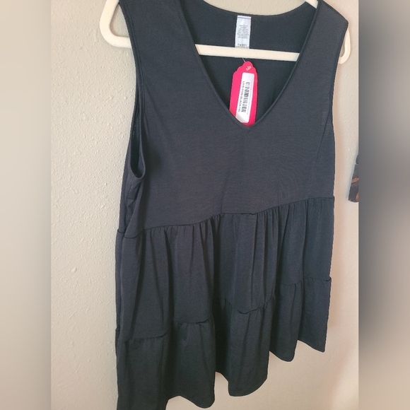 NEW Heimish Solid Bulgari Top With Ruffle black sz 1XL - Picture 10 of 11